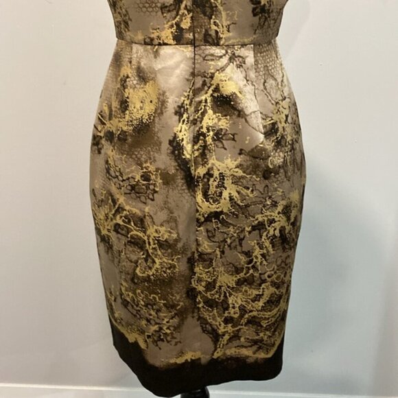 Tahari Gold METALLIC ABSTRACT SLEEVELESS SHEATH DRESS - Picture 8 of 16